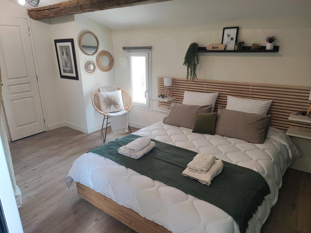 Appartement Au Calme Proche Centre Villeneuve-lès-Avignon Exteriör bild